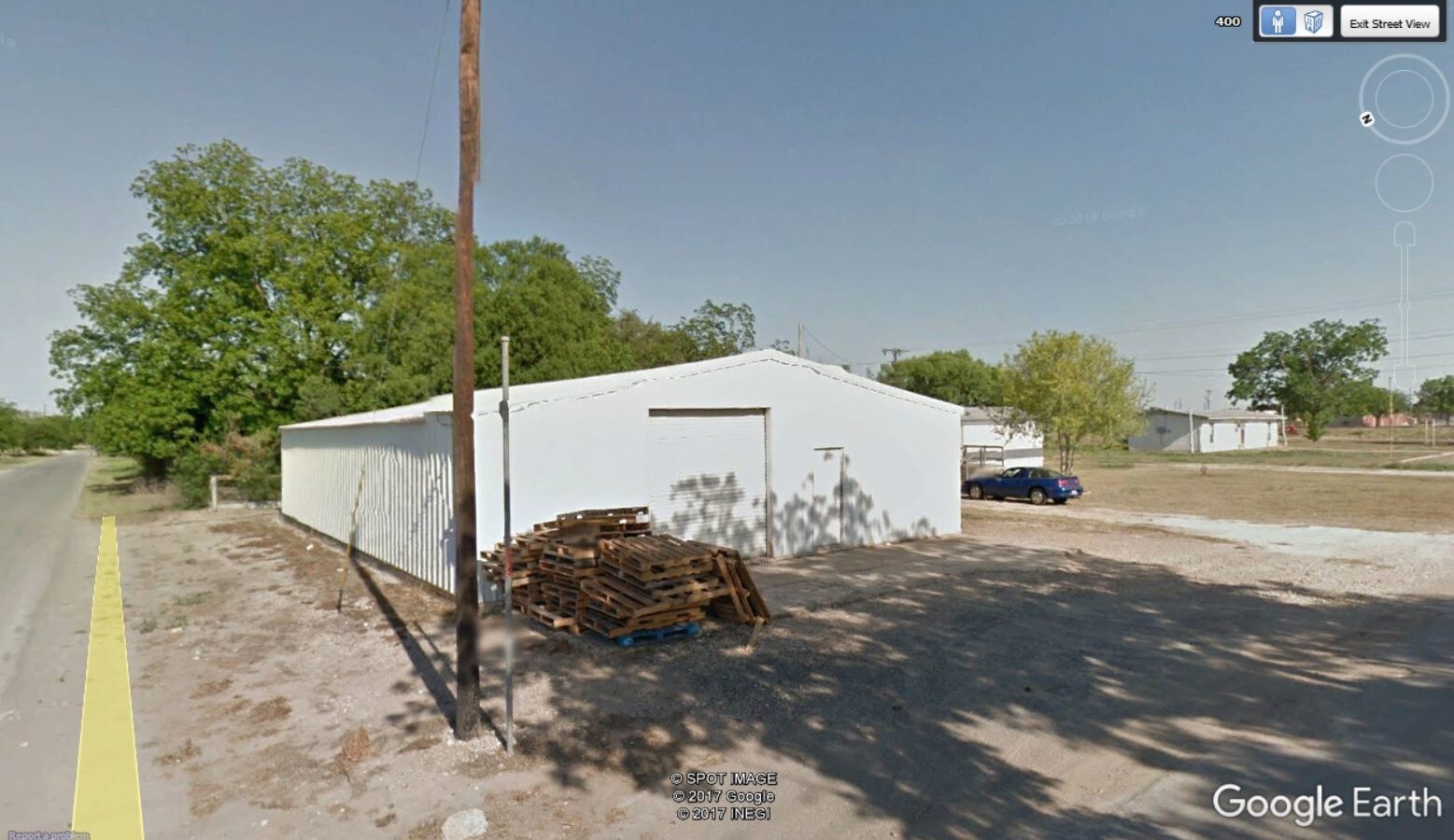 400 N Center St, Sabinal, TX 78881