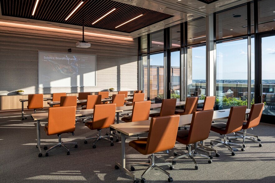 2700 Commerce St, Dallas, TX for lease - Interior Photo - Image 2 of 25