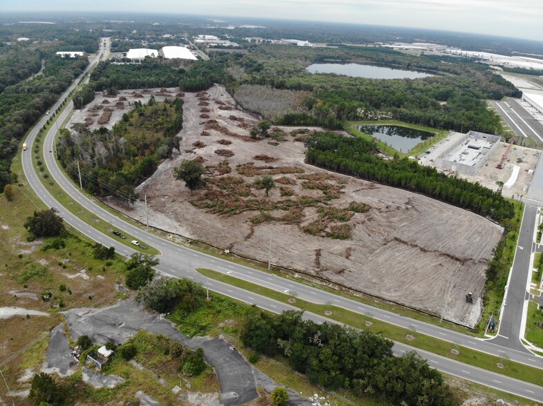 Industrial in Jacksonville, FL for lease - Building Photo - Image 3 of 12