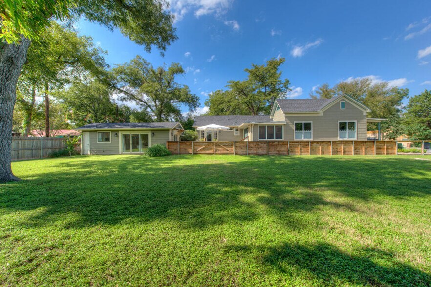 1409 Willow St, Austin, TX for sale - Primary Photo - Image 1 of 1