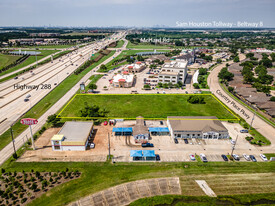 1966 Country Place Parkway, Pearland TX - Motel