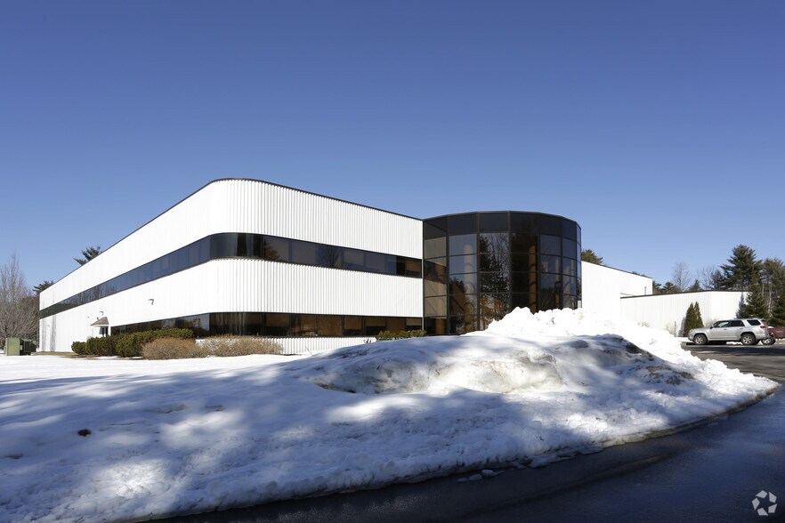 225 First Flight Dr, Auburn, ME for sale - Primary Photo - Image 1 of 1