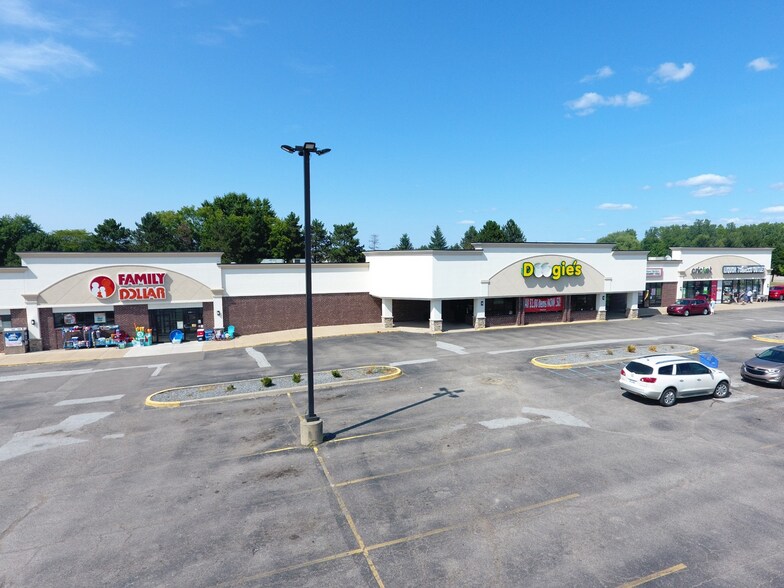 8405-8463 Davison Rd, Davison, MI for sale - Building Photo - Image 1 of 1