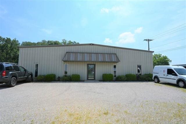 2528 Cathy Ln, Jasper, IN for sale - Building Photo - Image 1 of 1