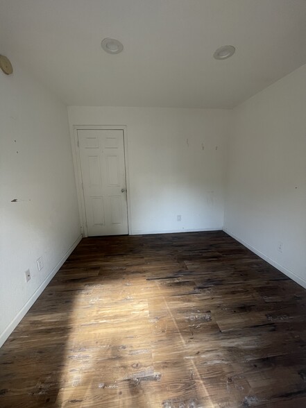 701 NE 1st Ave, Pompano Beach, FL for lease - Interior Photo - Image 3 of 4