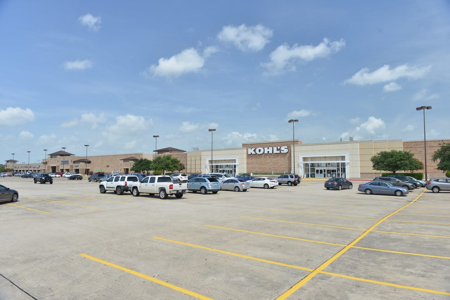 12330 FM 1960 Rd W, Houston, TX for lease - Building Photo - Image 3 of 6