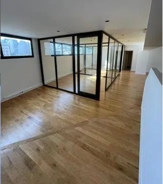 Office in Paris for lease - Interior Photo - Image 1 of 5