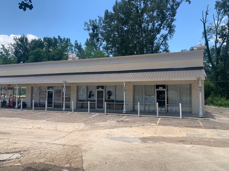 3931 Hanging Moss Rd, Jackson, MS 39206 Hanging Moss Plaza