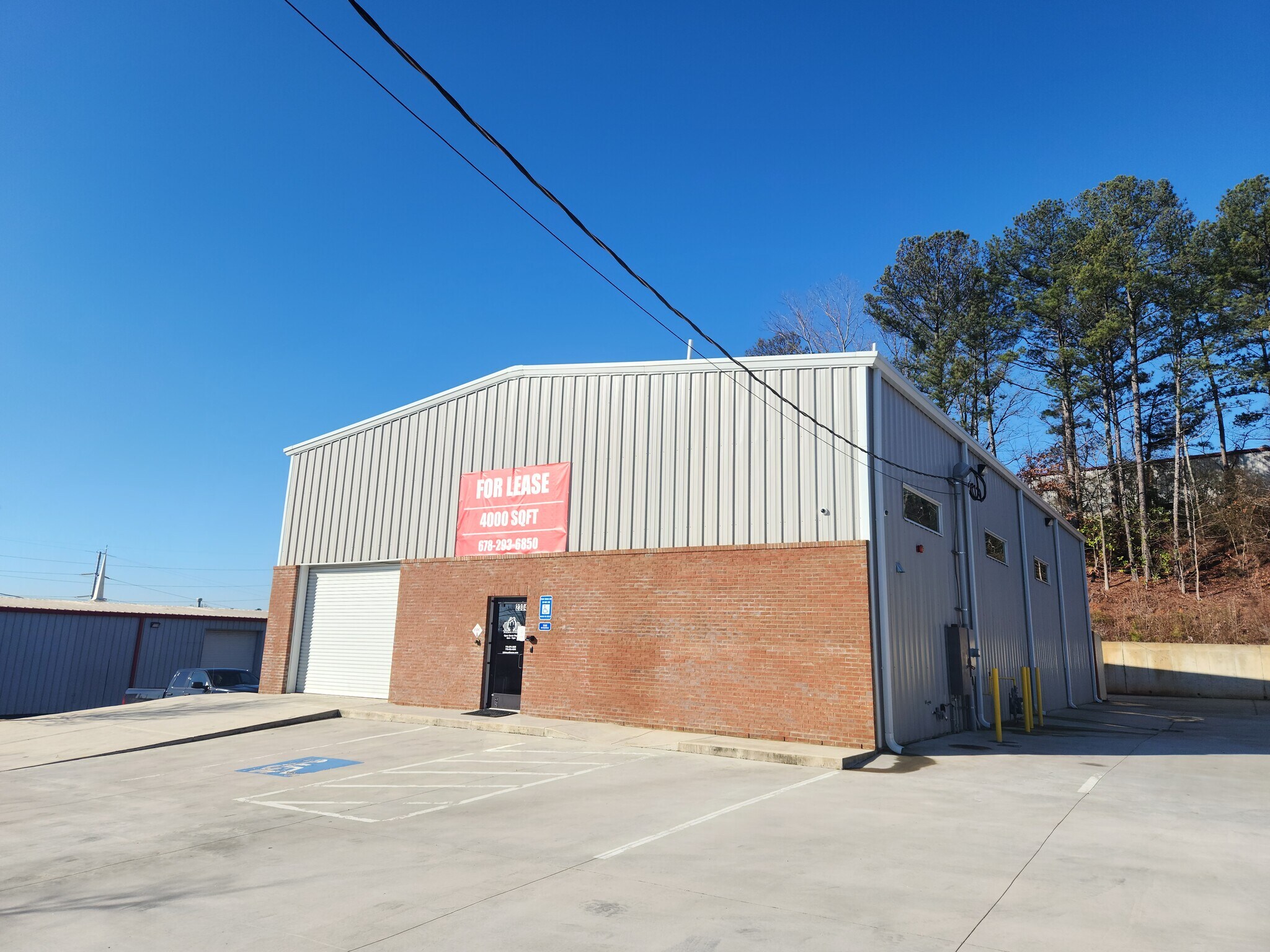 2304 Old Concord Rd, Smyrna, GA 30082