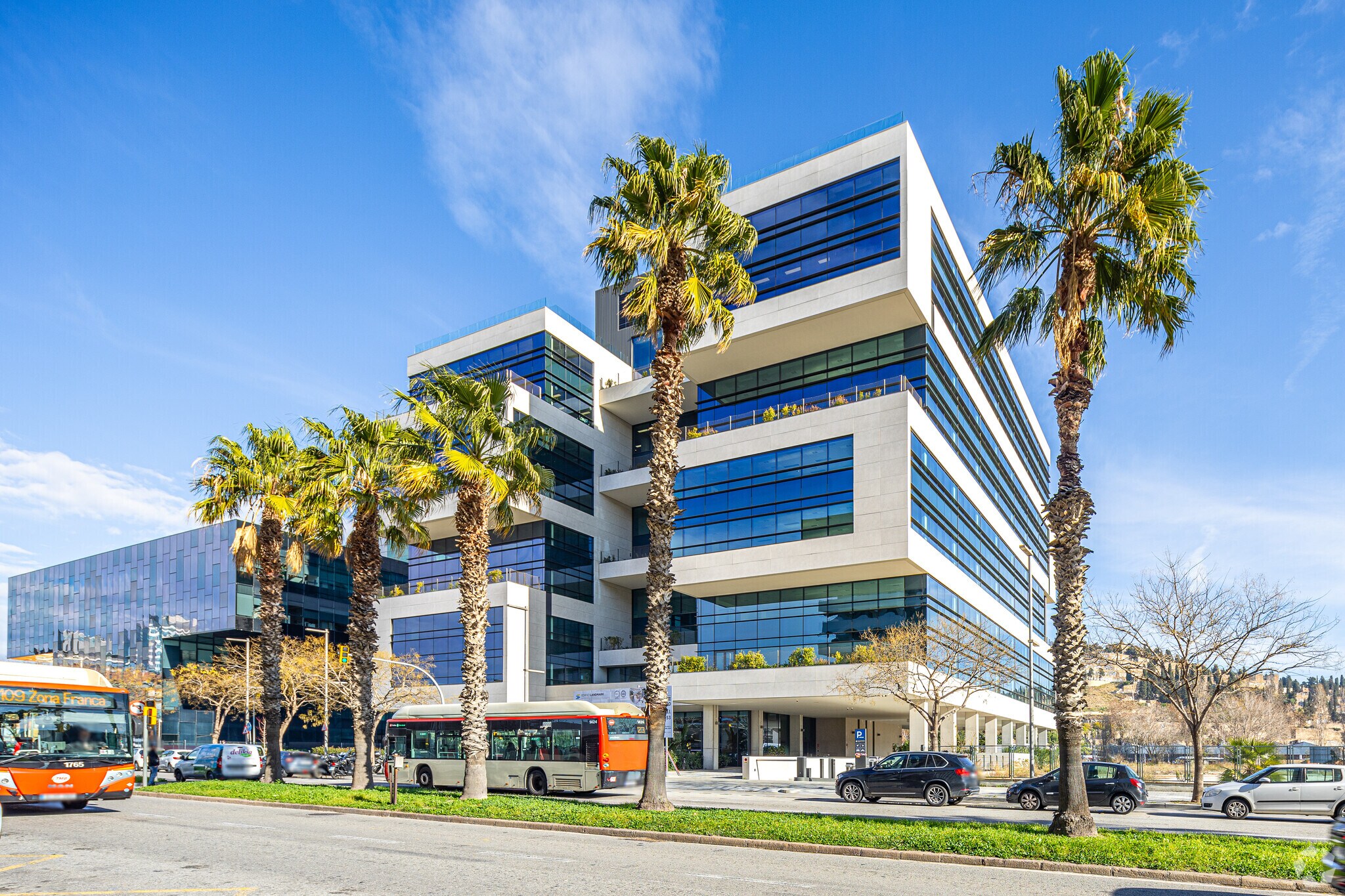 Passeig De La Zona Franca, 28-38, Barcelona, Barcelona for lease Primary Photo- Image 1 of 3