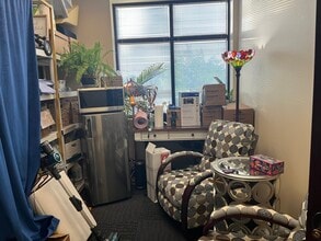 9050 W Overland Rd, Boise, ID for lease Interior Photo- Image 1 of 3