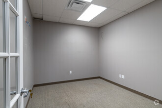 3043-3045 Grange Hall Rd, Holly, MI for lease Interior Photo- Image 2 of 9