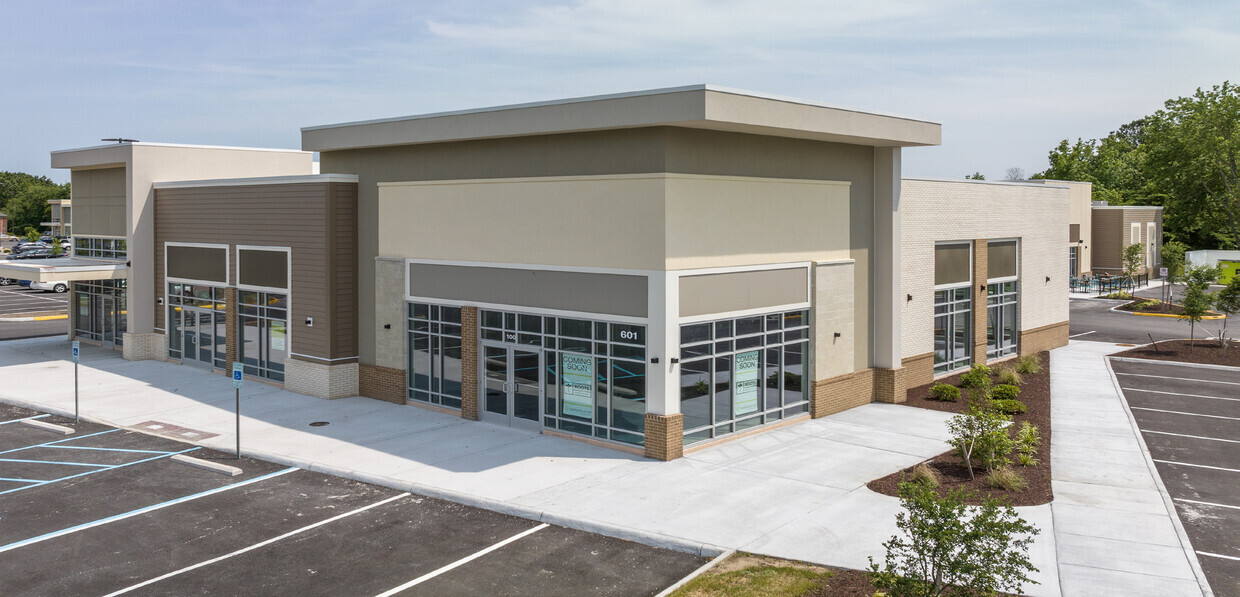 601 Volvo Pky, Chesapeake, VA for lease Building Photo- Image 1 of 1