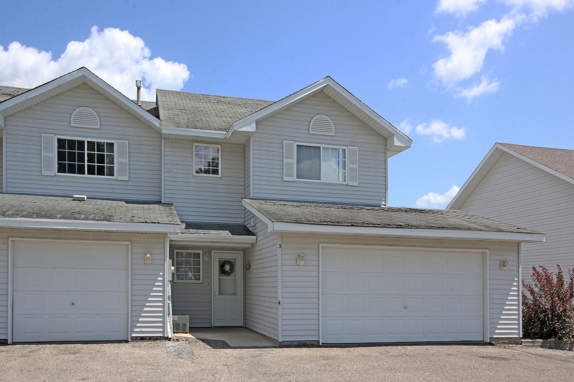 301 W 8th Ave, Osakis, MN for sale Primary Photo- Image 1 of 1