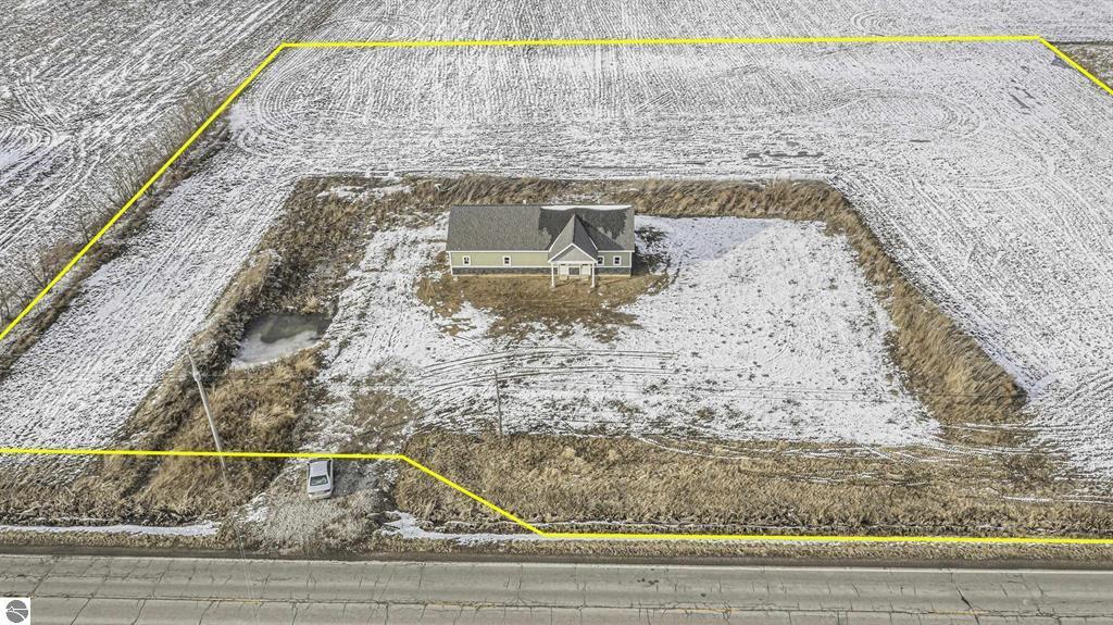 Retail in Kawkawlin, MI for sale Primary Photo- Image 1 of 1