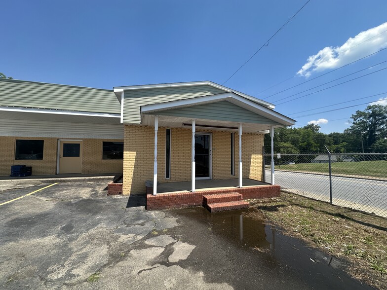 503 S Church St, Union, SC for lease - Building Photo - Image 1 of 9