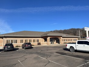 4229 Southtowne Dr, Eau Claire, WI for lease Building Photo- Image 1 of 7