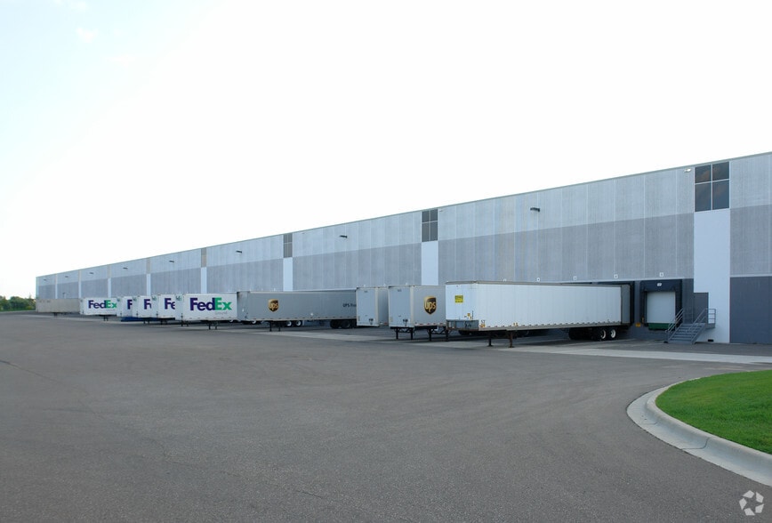 20000 S Diamond Lake Rd, Rogers, MN for lease - Building Photo - Image 2 of 4