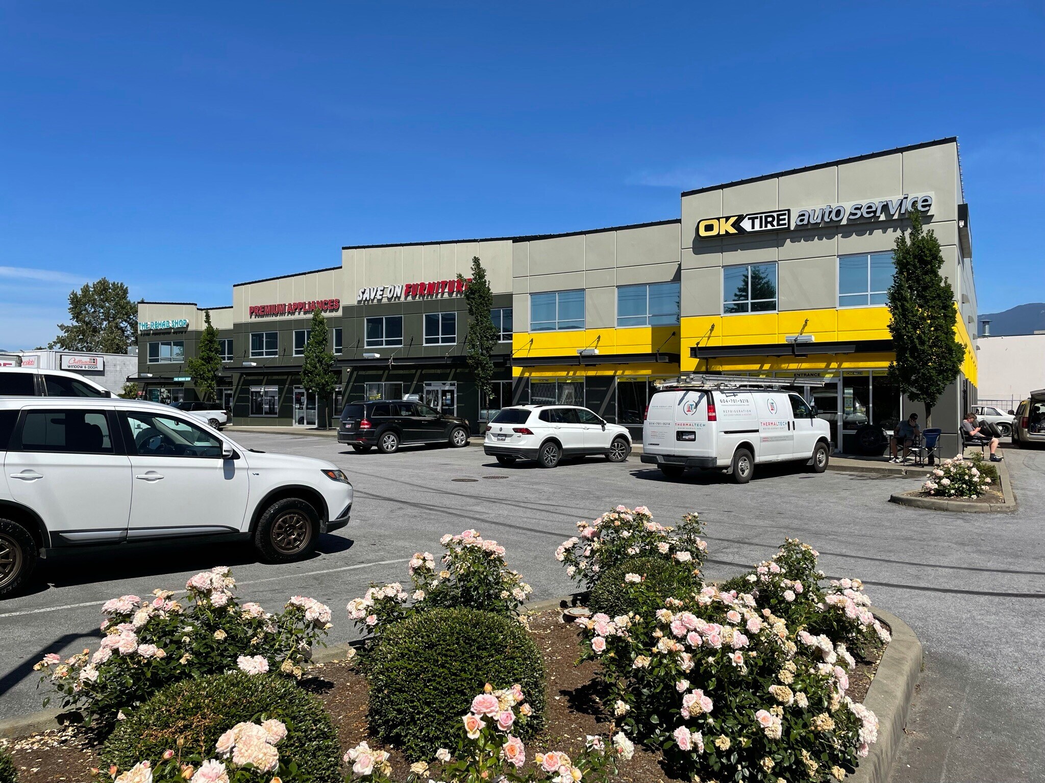 45676 Yale Rd, Chilliwack, BC V2P 2N3