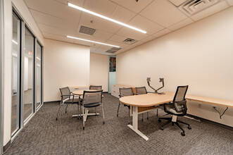 4747 S Lakeshore Dr, Tempe, AZ for lease Interior Photo- Image 1 of 2