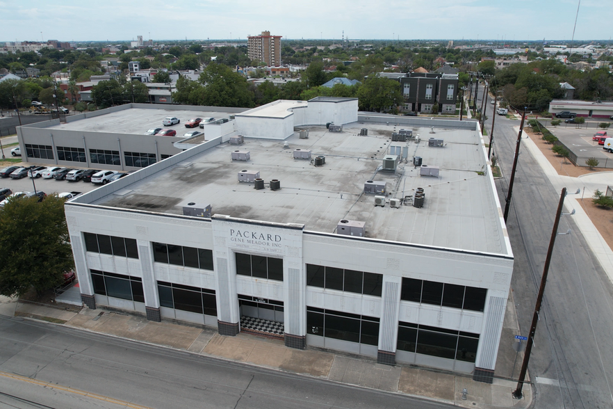 1123 N Main Ave, San Antonio, TX for lease - Building Photo - Image 2 of 40