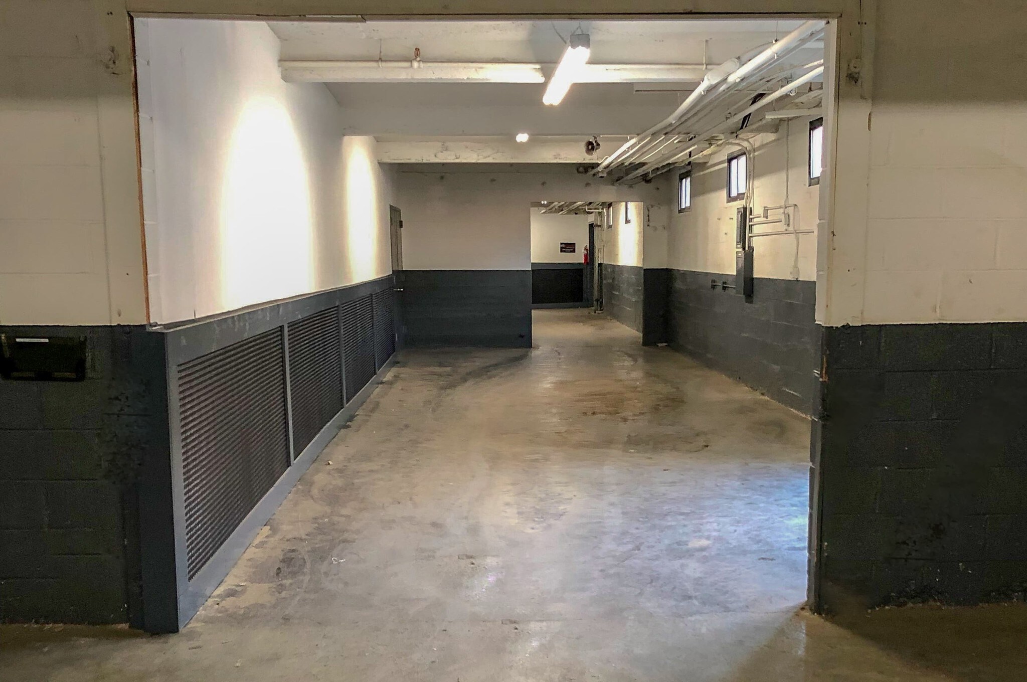 179 Saw Mill River Rd, Yonkers, NY for lease Interior Photo- Image 1 of 10