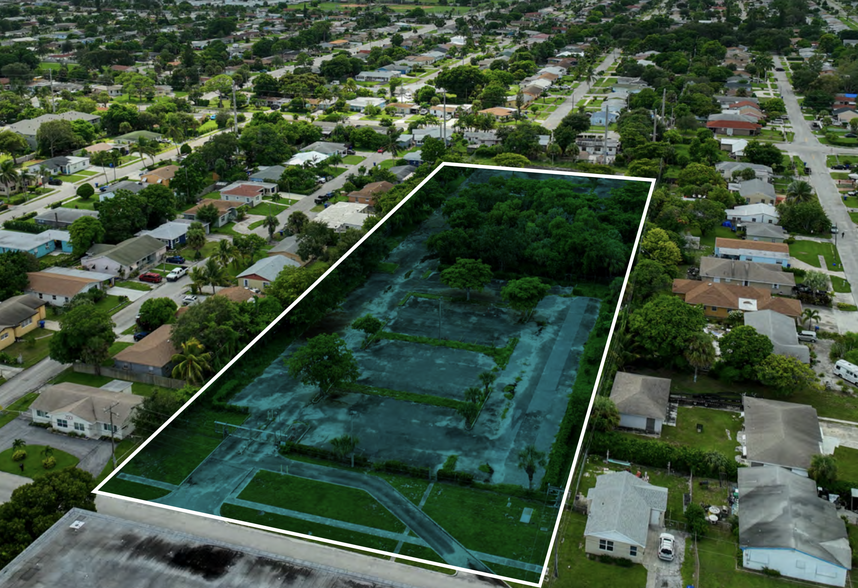 3571 Avenue E, Riviera Beach, FL for lease - Aerial - Image 3 of 4