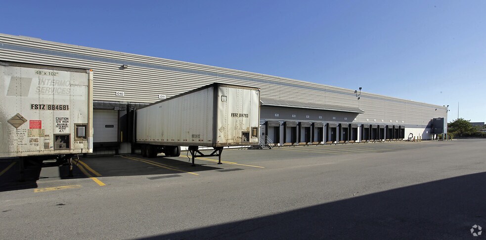 647B Summer St, Boston, MA for lease - Building Photo - Image 3 of 3