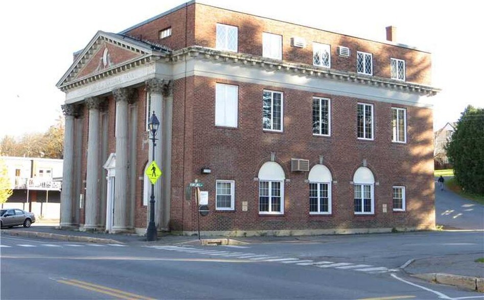 279 Main St, Fort Fairfield, ME 04742