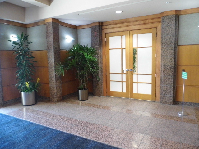 1900 Polaris Pky, Columbus, OH for lease - Lobby - Image 3 of 12