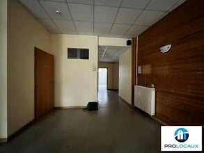 Retail in Gouvieux for sale Interior Photo- Image 2 of 7