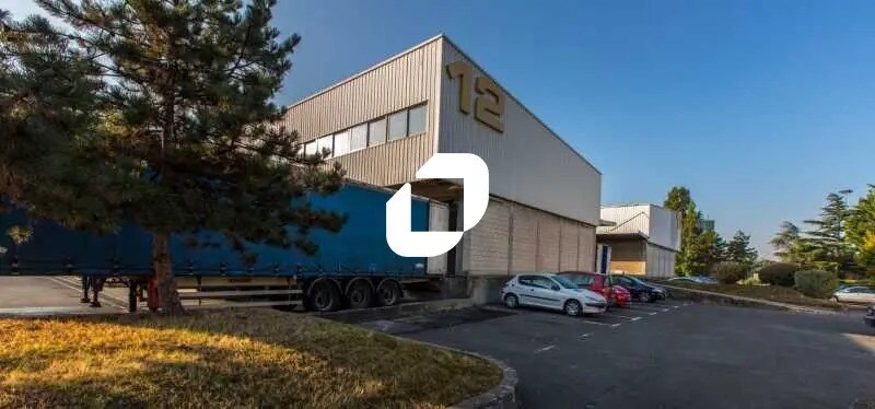 Flex in Aulnay-sous-Bois for lease - Building Photo - Image 1 of 2