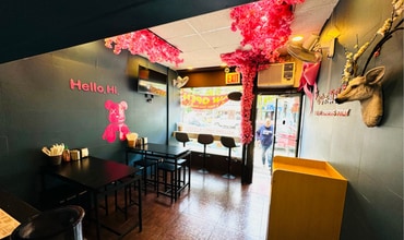 271 Prospect Park W, Brooklyn, NY for lease Interior Photo- Image 2 of 3