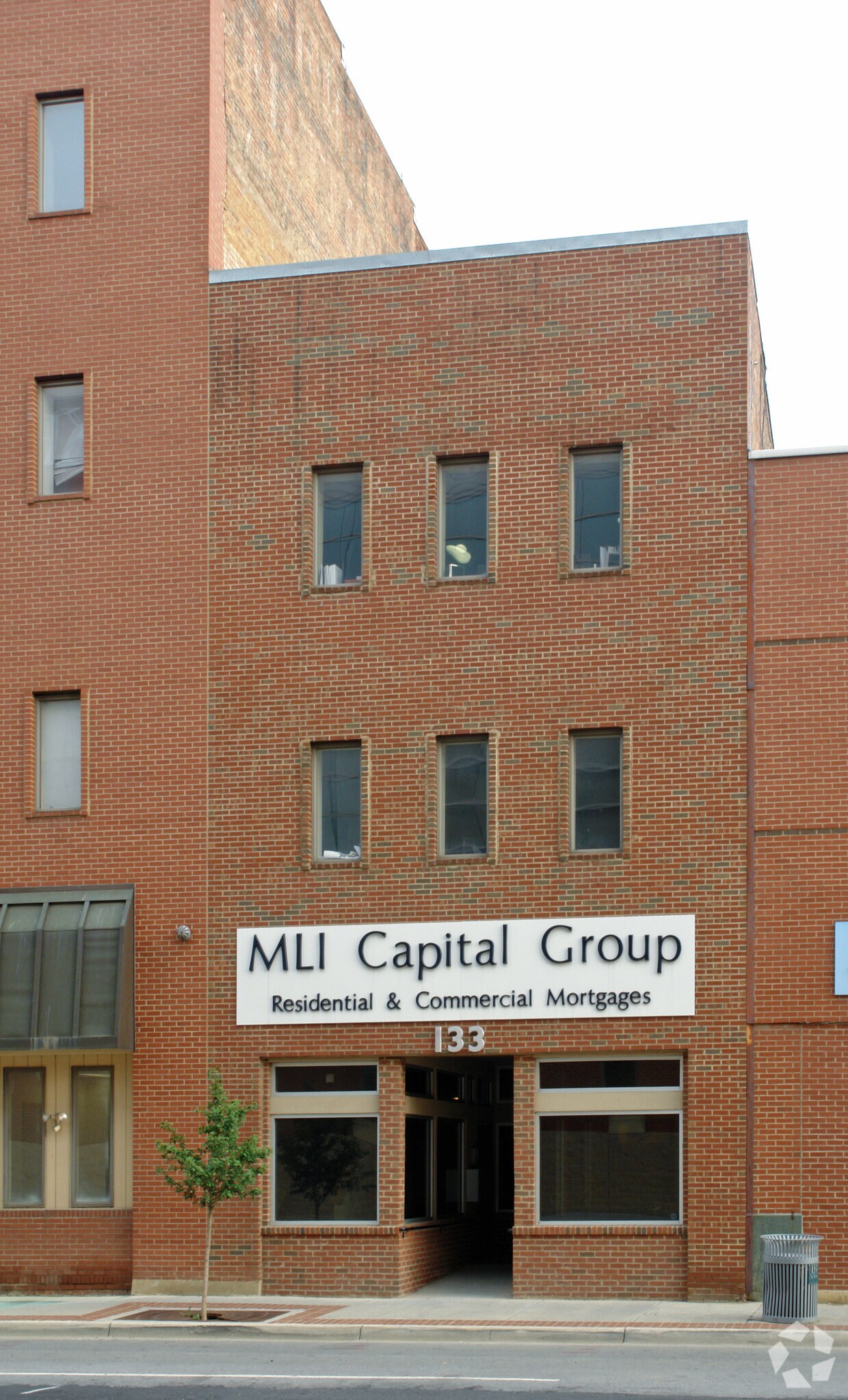 133 Salem Ave SW, Roanoke, VA for sale Primary Photo- Image 1 of 1