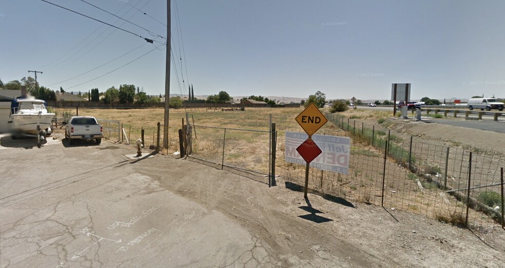 11428 W Clover Rd, Tracy, CA for lease - Building Photo - Image 3 of 14