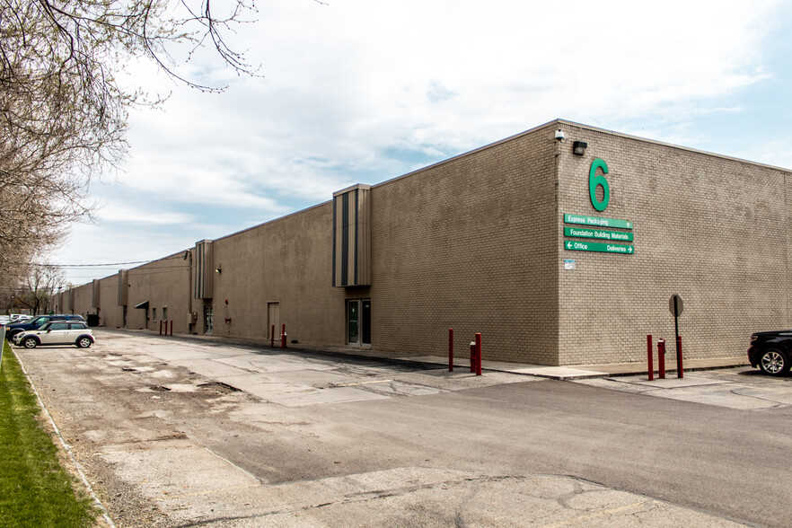 990-1030 Freeway Dr N, Columbus, OH for lease - Building Photo - Image 2 of 9