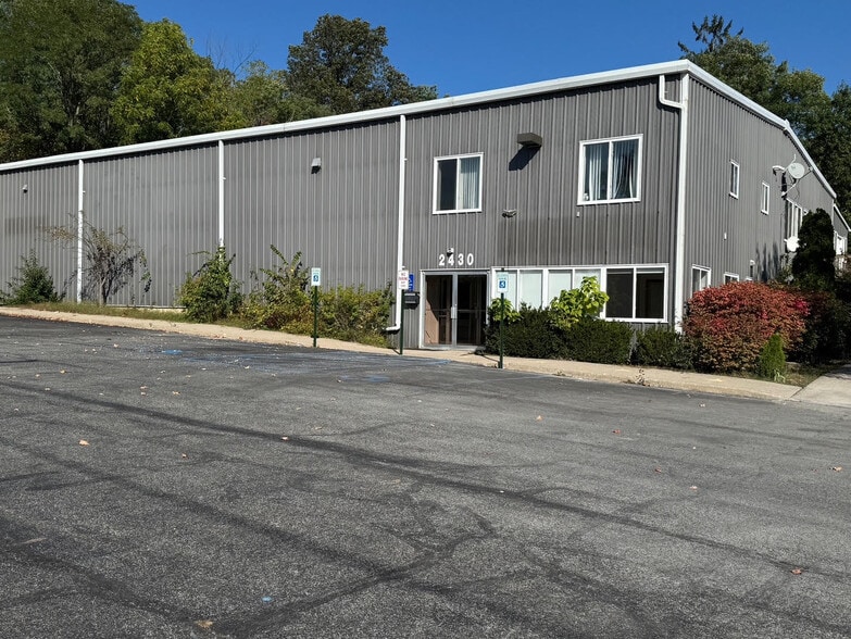 2430 NY-32, Cornwall Township, NY for lease - Primary Photo - Image 1 of 23