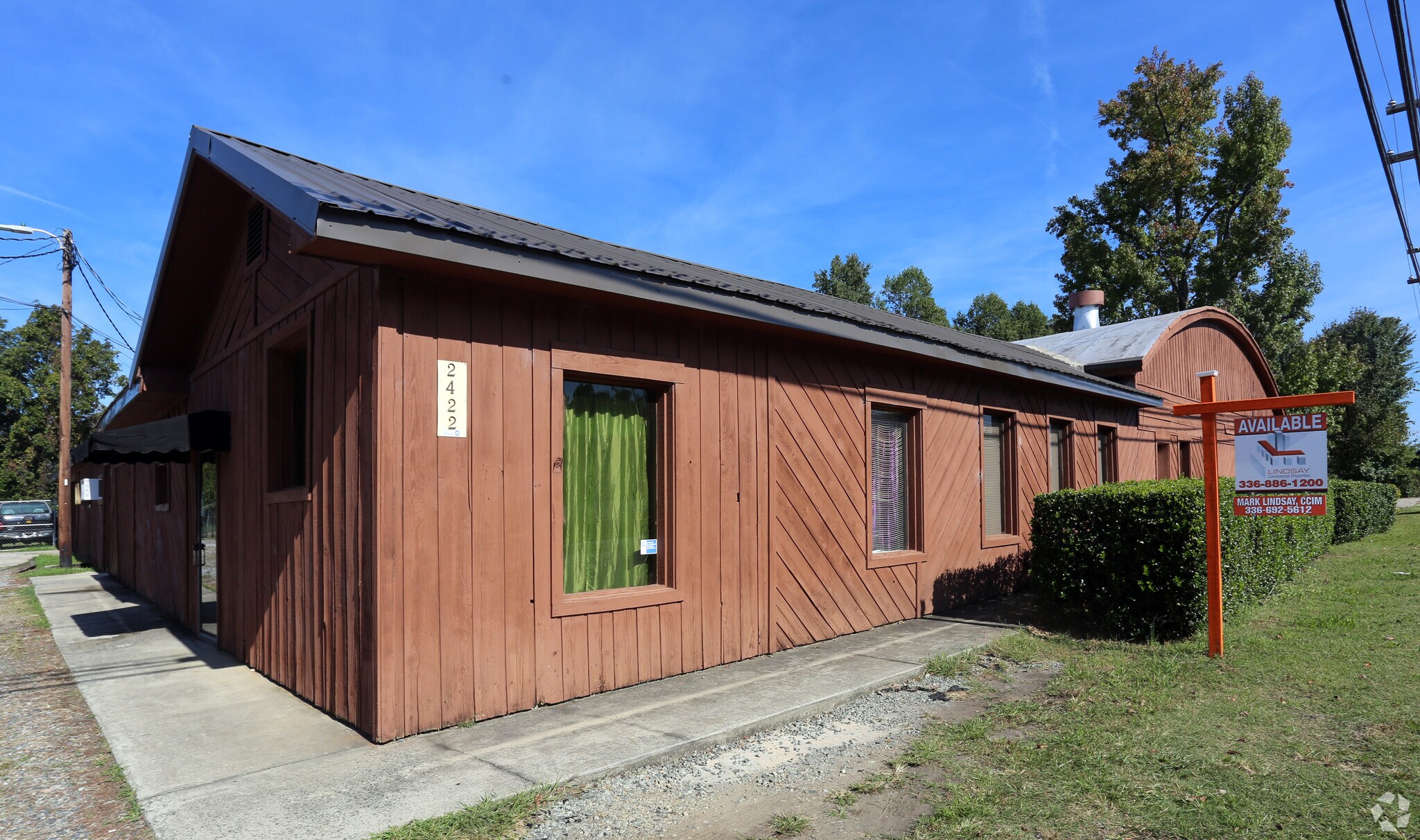 2422 English Rd, High Point, NC for sale Primary Photo- Image 1 of 1