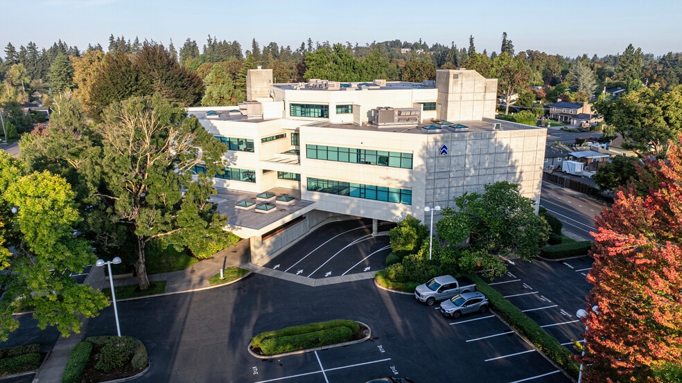 497 Oakway Rd, Eugene, OR for lease - Building Photo - Image 1 of 5