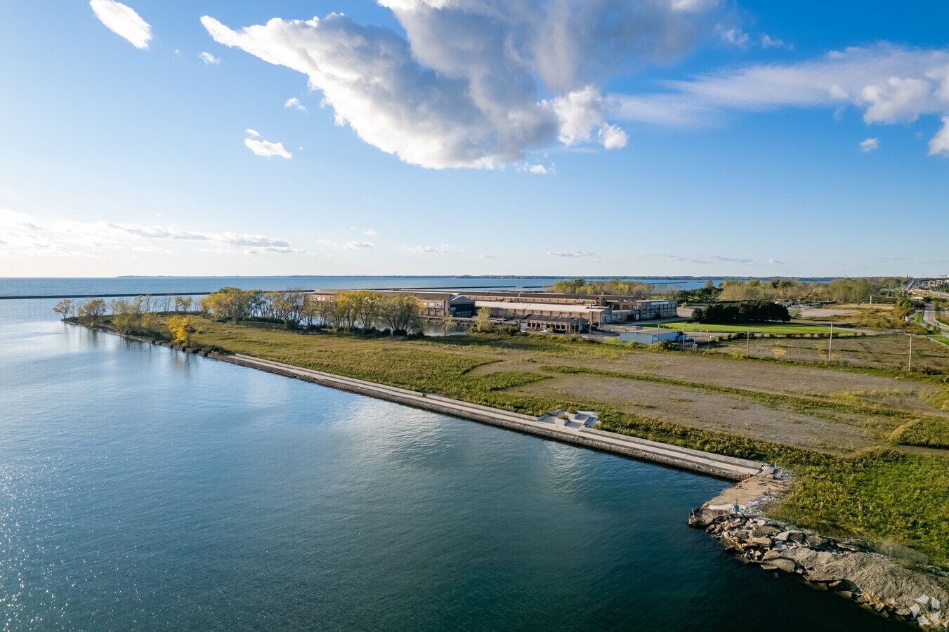 975 Fuhrmann Blvd, Buffalo, NY 14203