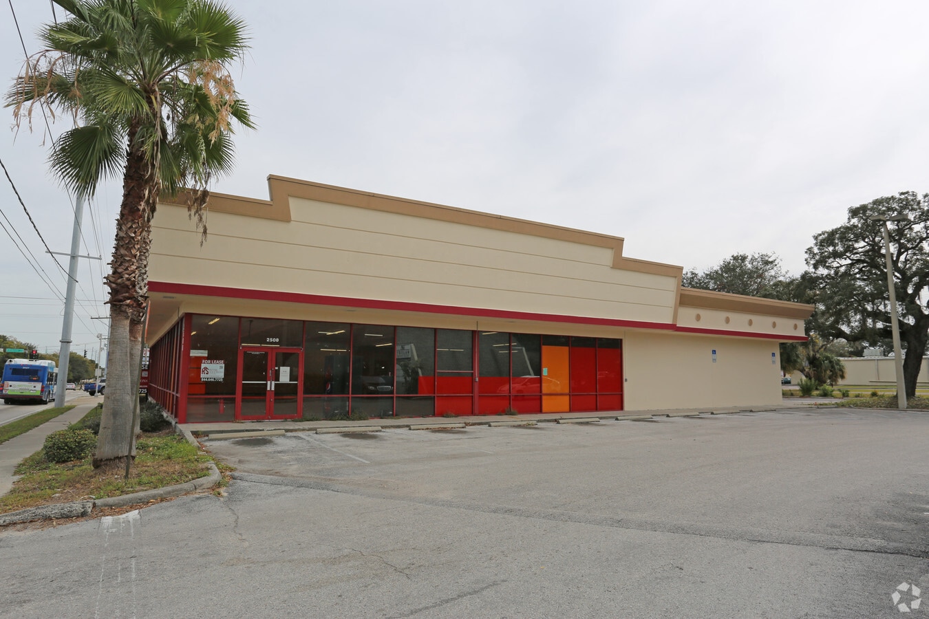 2508 W Waters Ave, Tampa, FL 33614