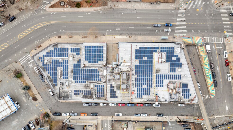 181 Bay St, Staten Island, NY for sale - Building Photo - Image 3 of 13