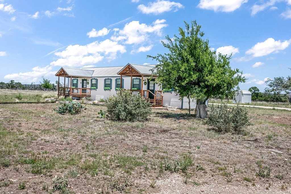 871 Old Harper Rd, Fredericksburg, TX for sale Primary Photo- Image 1 of 1