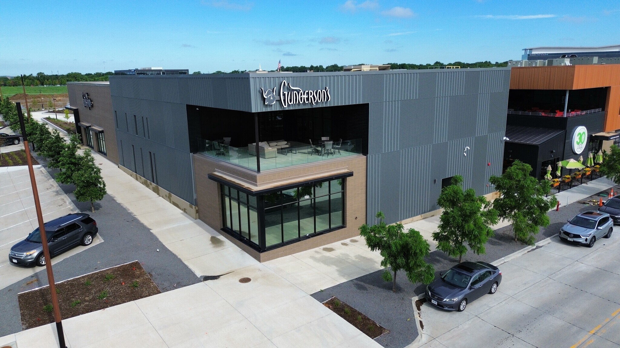 102 N 145th St, Omaha, NE for sale Primary Photo- Image 1 of 11