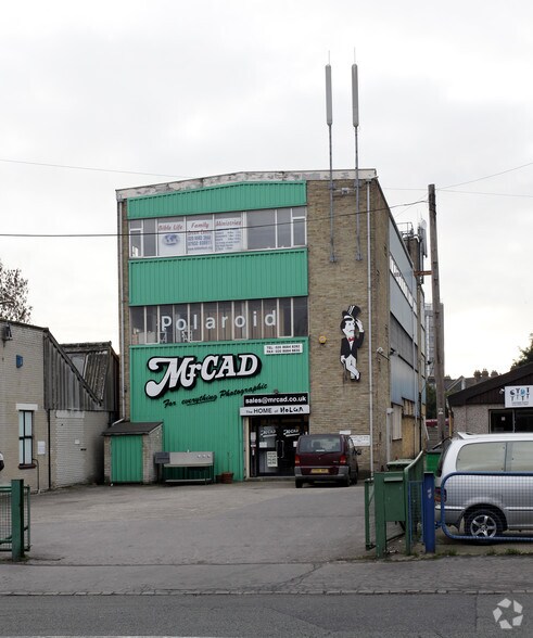 68 Windmill Rd, Croydon for sale - Primary Photo - Image 1 of 1