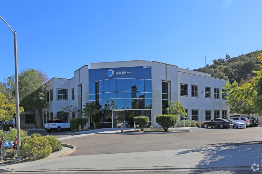 10637 Scripps Summit Ct, San Diego, CA for sale - Primary Photo - Image 1 of 8