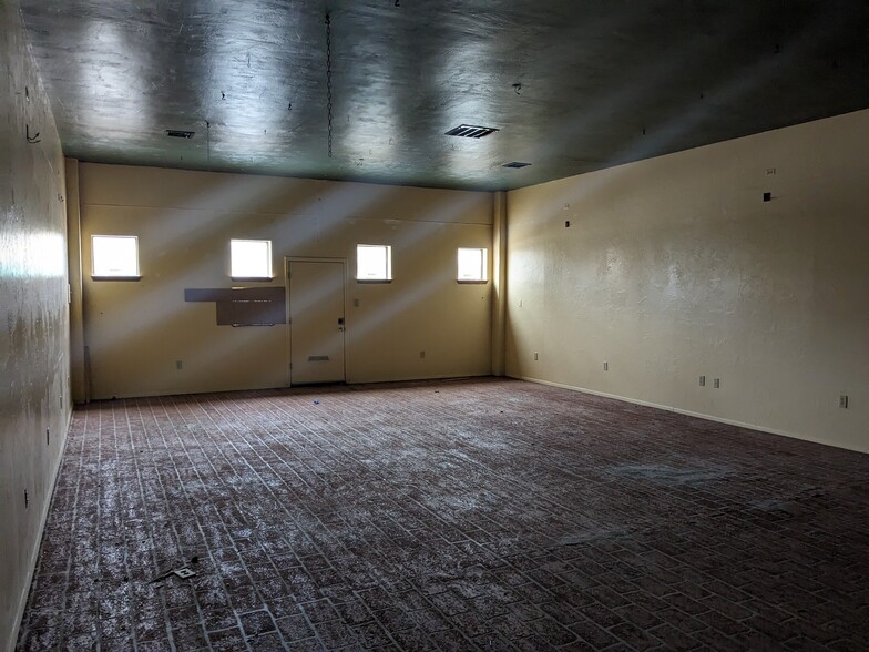 4204-4208 Lead Ave SE, Albuquerque, NM for lease - Interior Photo - Image 2 of 15