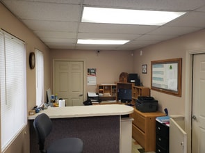 4395 Lisa Dr, Tipp City, OH for lease Interior Photo- Image 1 of 5