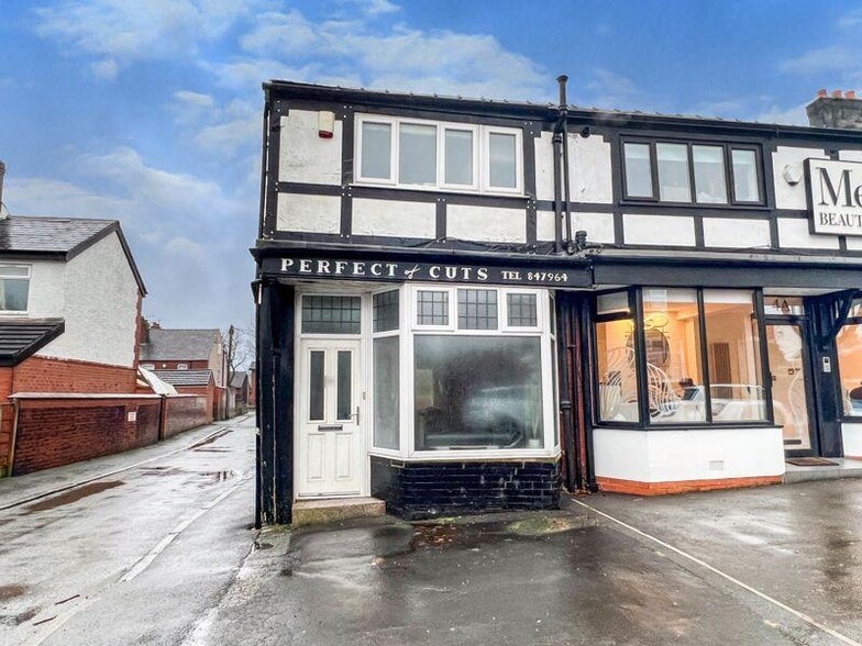 4A New Hall Ln, Bolton for sale - Building Photo - Image 2 of 13