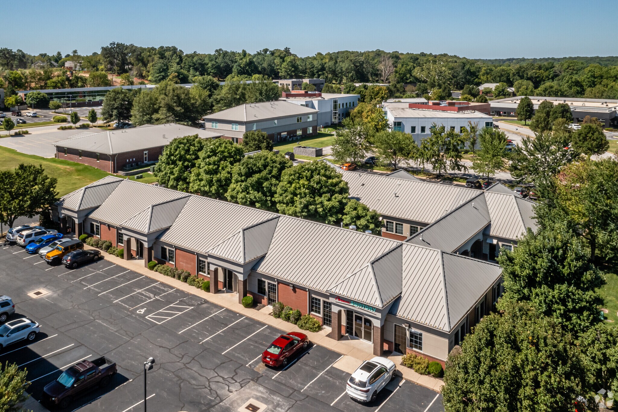 5500 Pinnacle Point Dr, Rogers, AR 72758 Bldg H